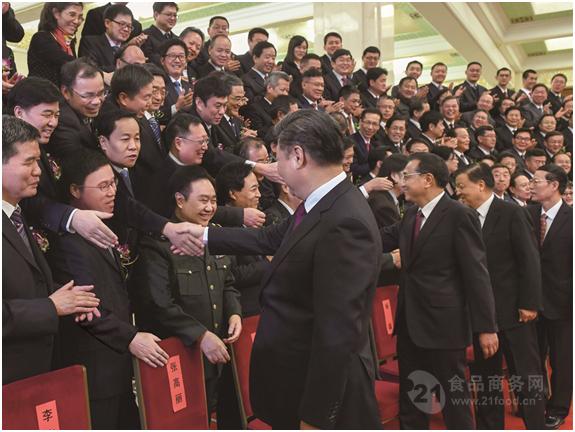 龙力董事长_龙力电热水壶价格图片